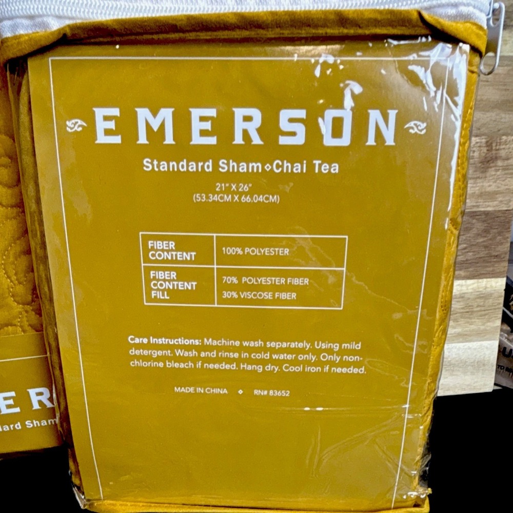 Emerson Standard Pillow Sham Chai Tea Quilted 21 x 26 Rectangular set of 2 - Picture 2 of 3